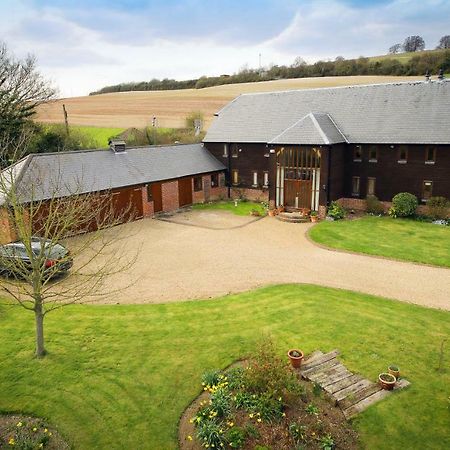 North Downs Barn Bed & Breakfast Rochester  Bagian luar foto