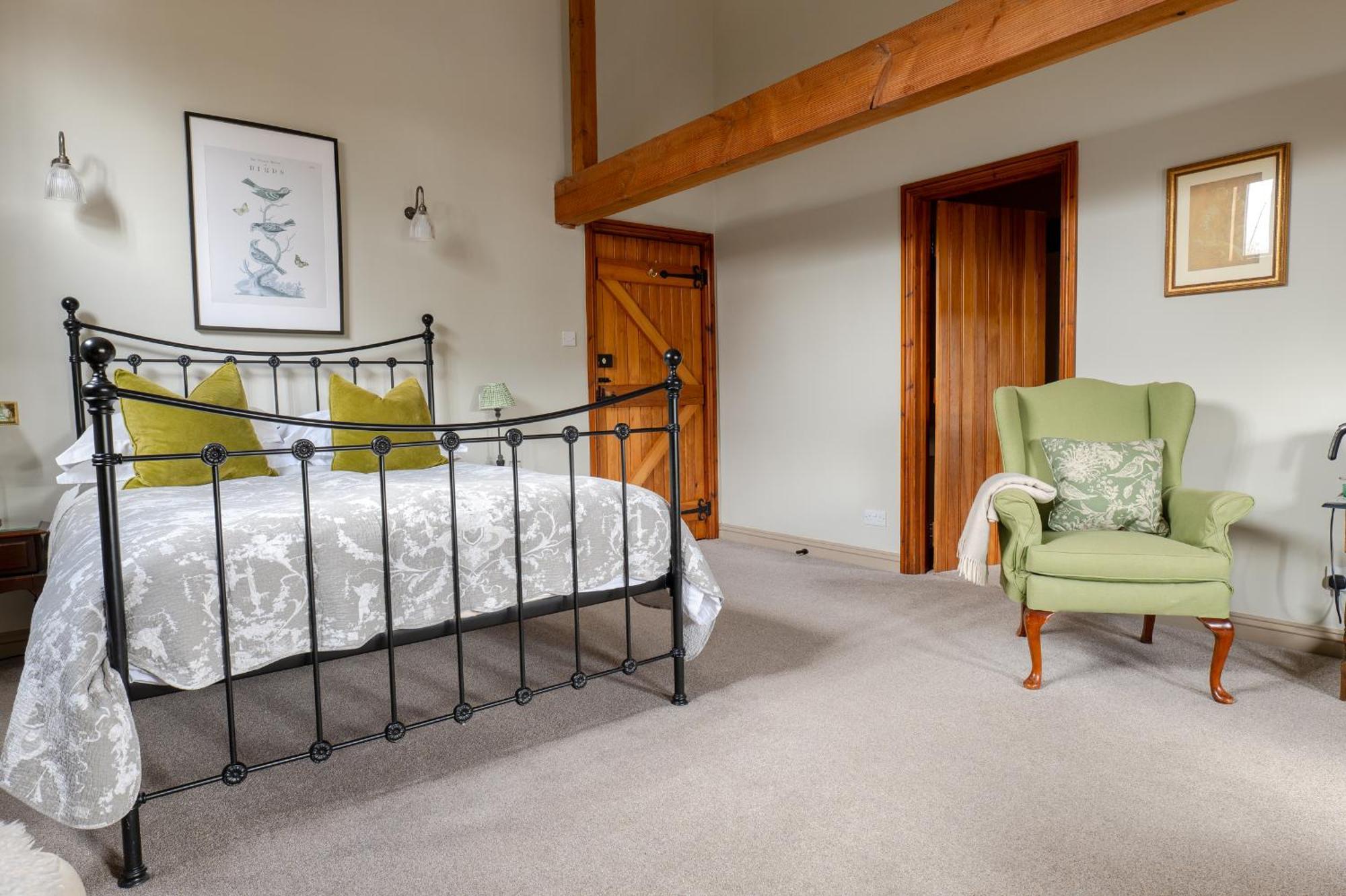 North Downs Barn Bed & Breakfast Rochester  Bagian luar foto