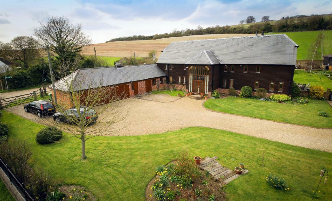 North Downs Barn Bed & Breakfast Rochester  Bagian luar foto